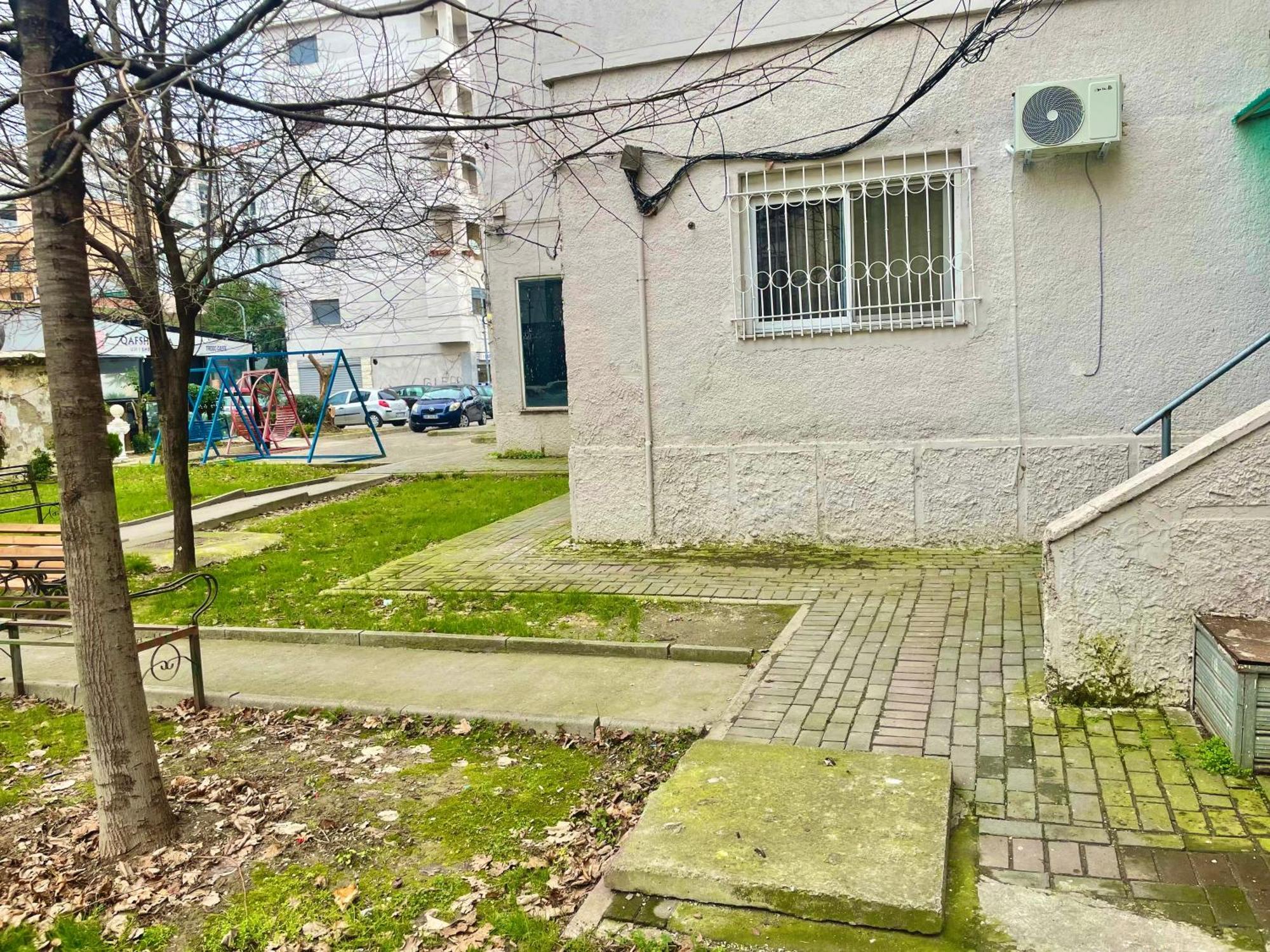 Apartament One *